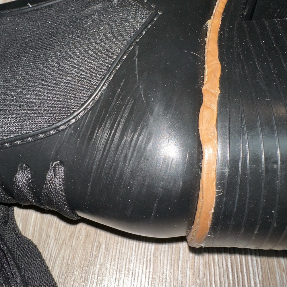 Bernardo Briton Women’s Rain Chelsea Boot Black Size 9 Bow Tie Preppy Casual - Picture 10 of 16